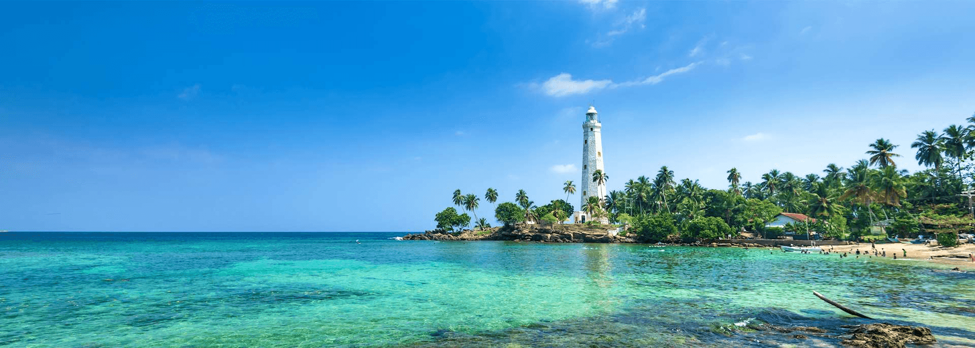 Turquoise sea and coastline in Sri Lanka