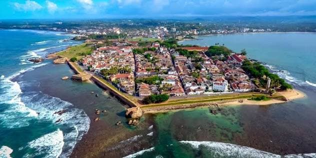 The colonial ramparts and streets of Galle Fort